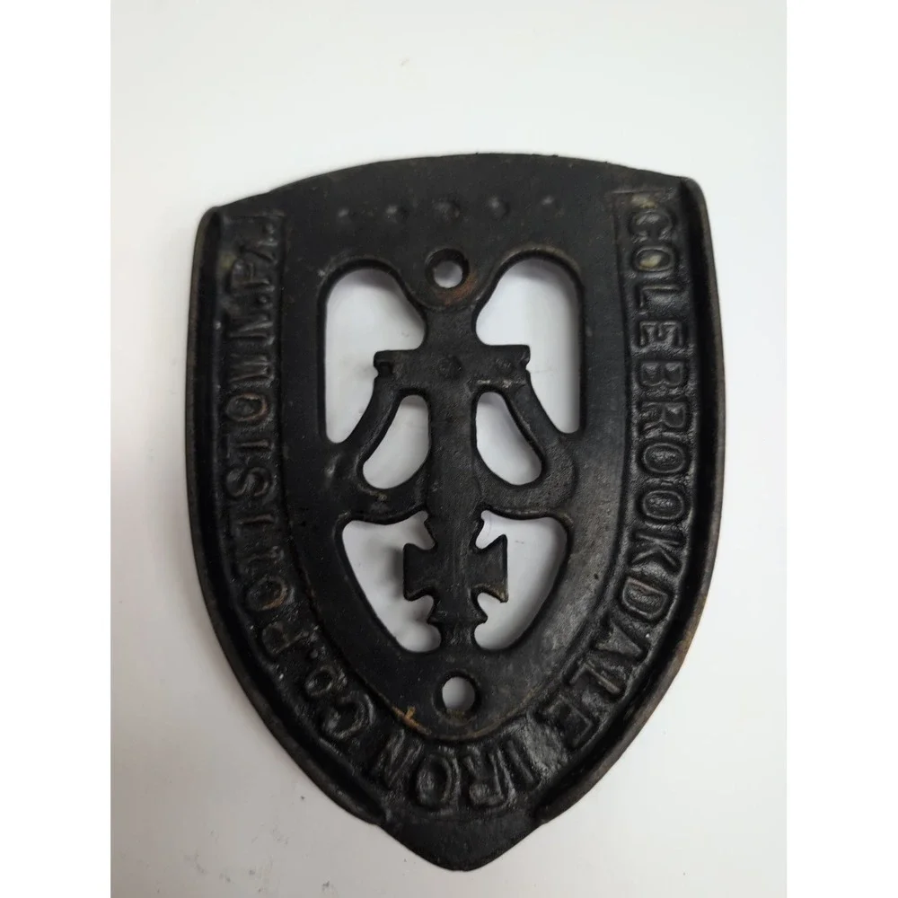 Cast Iron Trivet Colebrookdale Iron Co. Pottstown PA Cross Crown